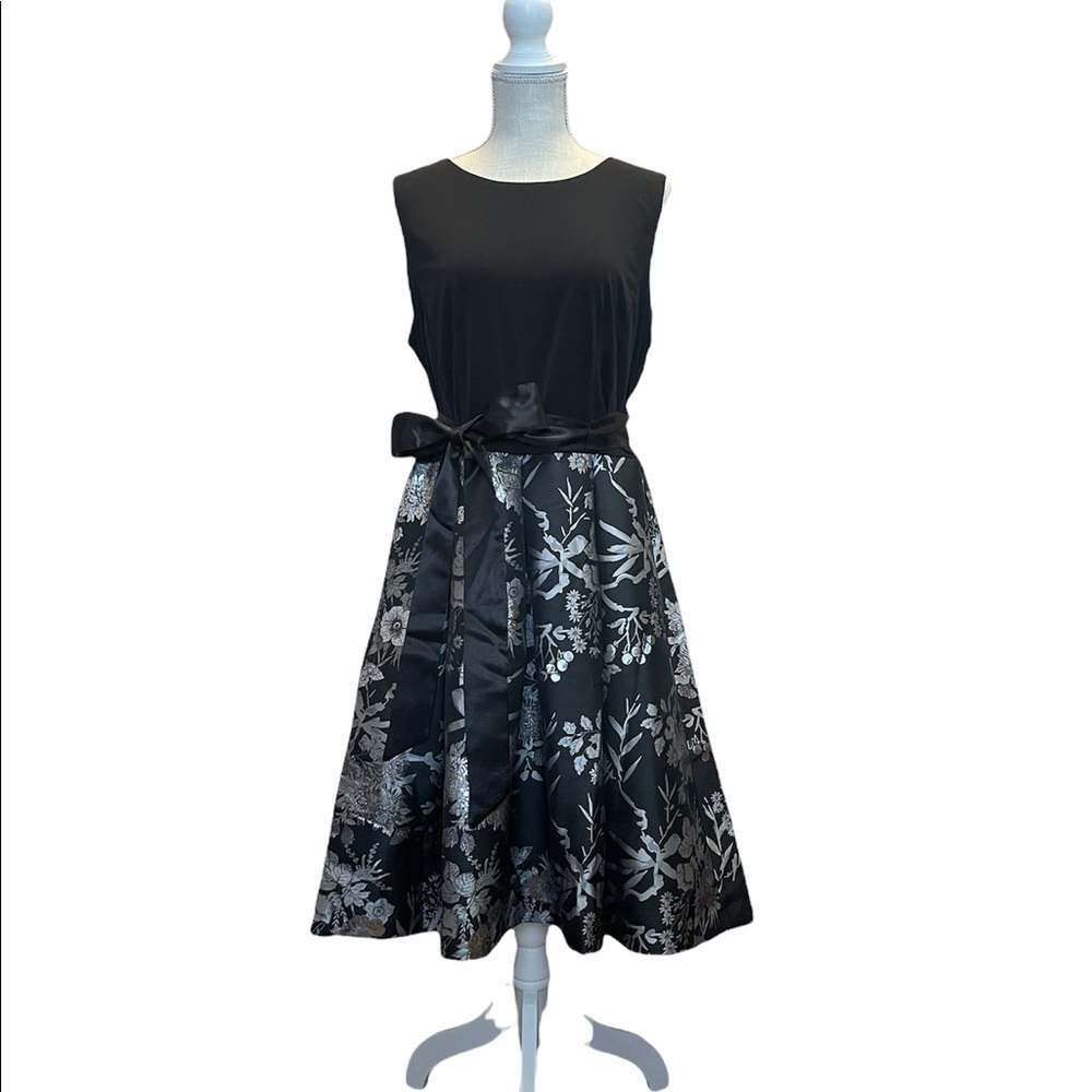 NWT Black w/Silver Flowers Flare Dress (size 18)